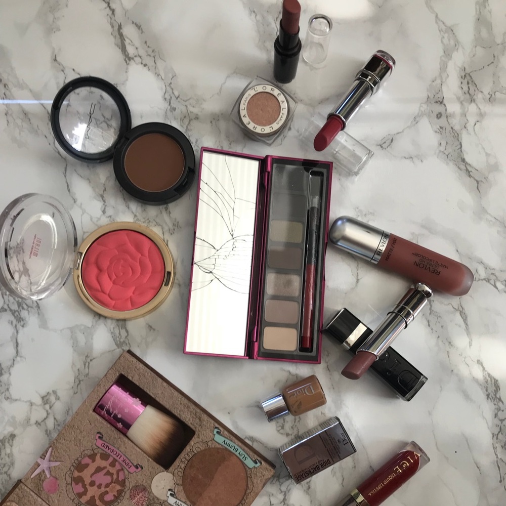 Makeup bundle